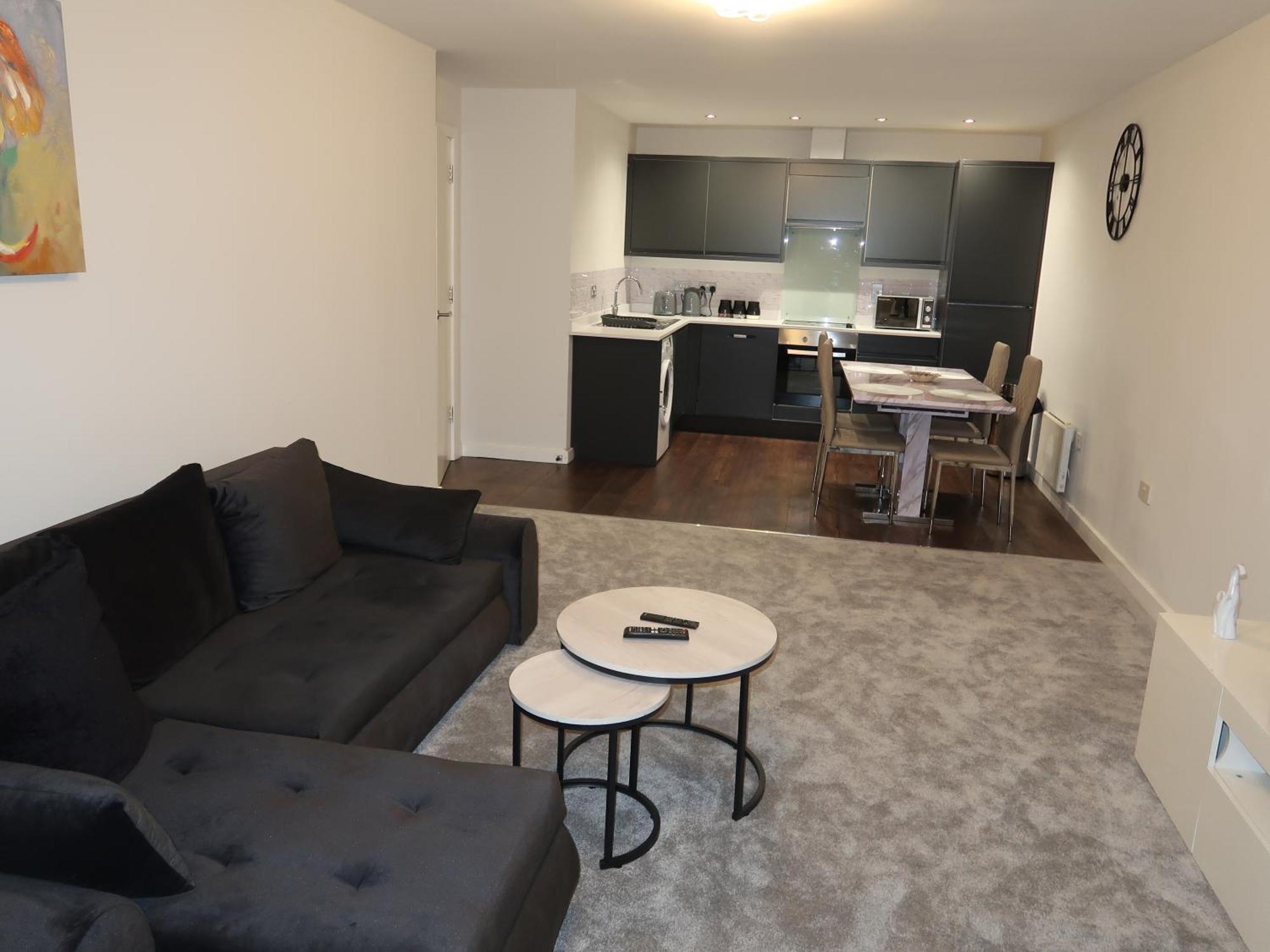 Sterling Luxury Centre- High Speed Wi-fi, Workspace & Free Parking Apartment Birmingham