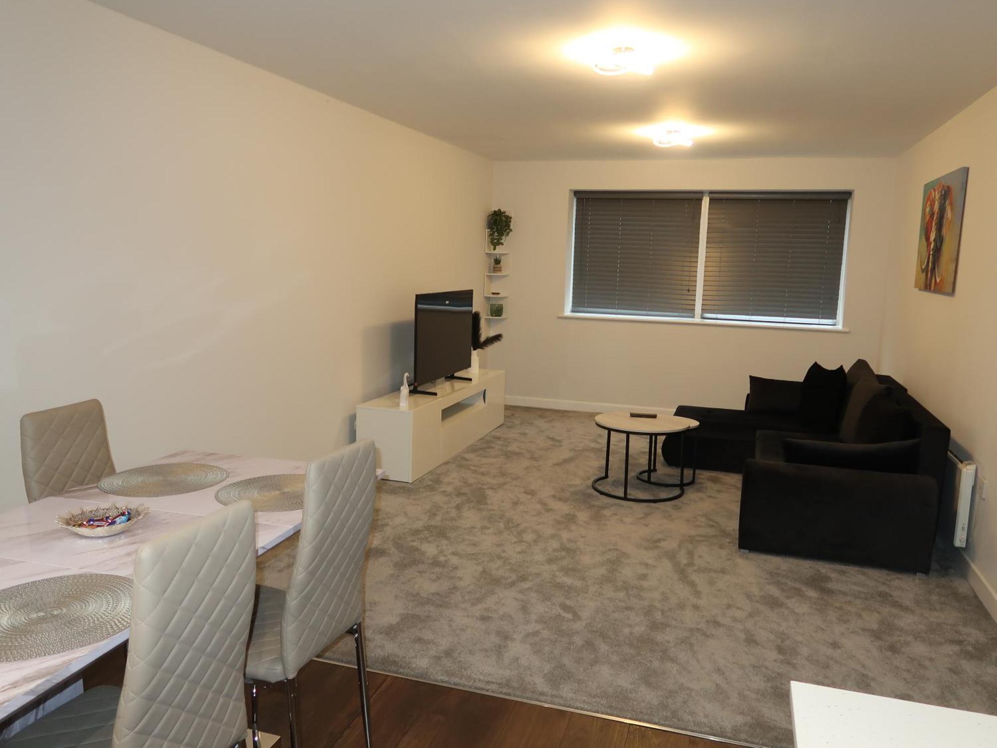 Sterling Luxury Centre- High Speed Wi-fi, Workspace & Free Parking Apartment Birmingham