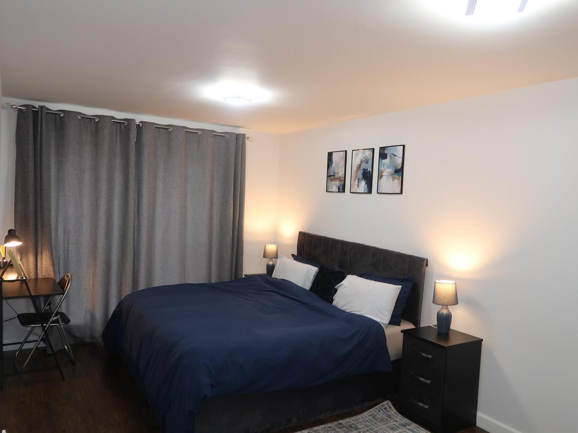 Sterling Luxury Centre- High Speed Wi-fi, Workspace & Free Parking Apartment Birmingham