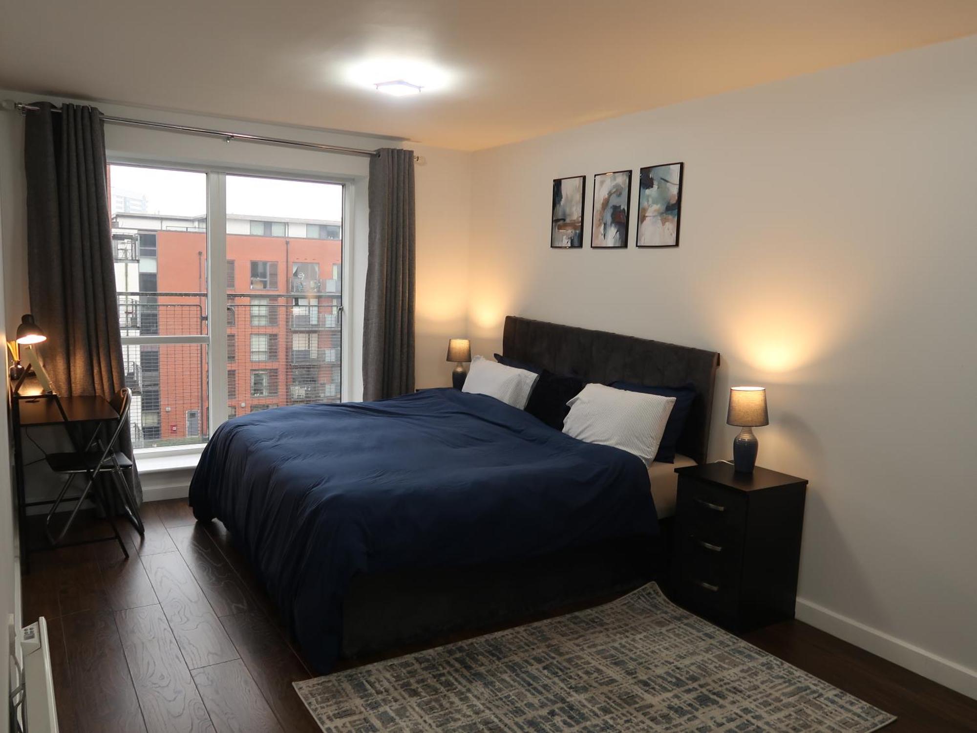 Apartment Sterling Luxury Centre- High Speed Wi-fi, Workspace & Free Parking *