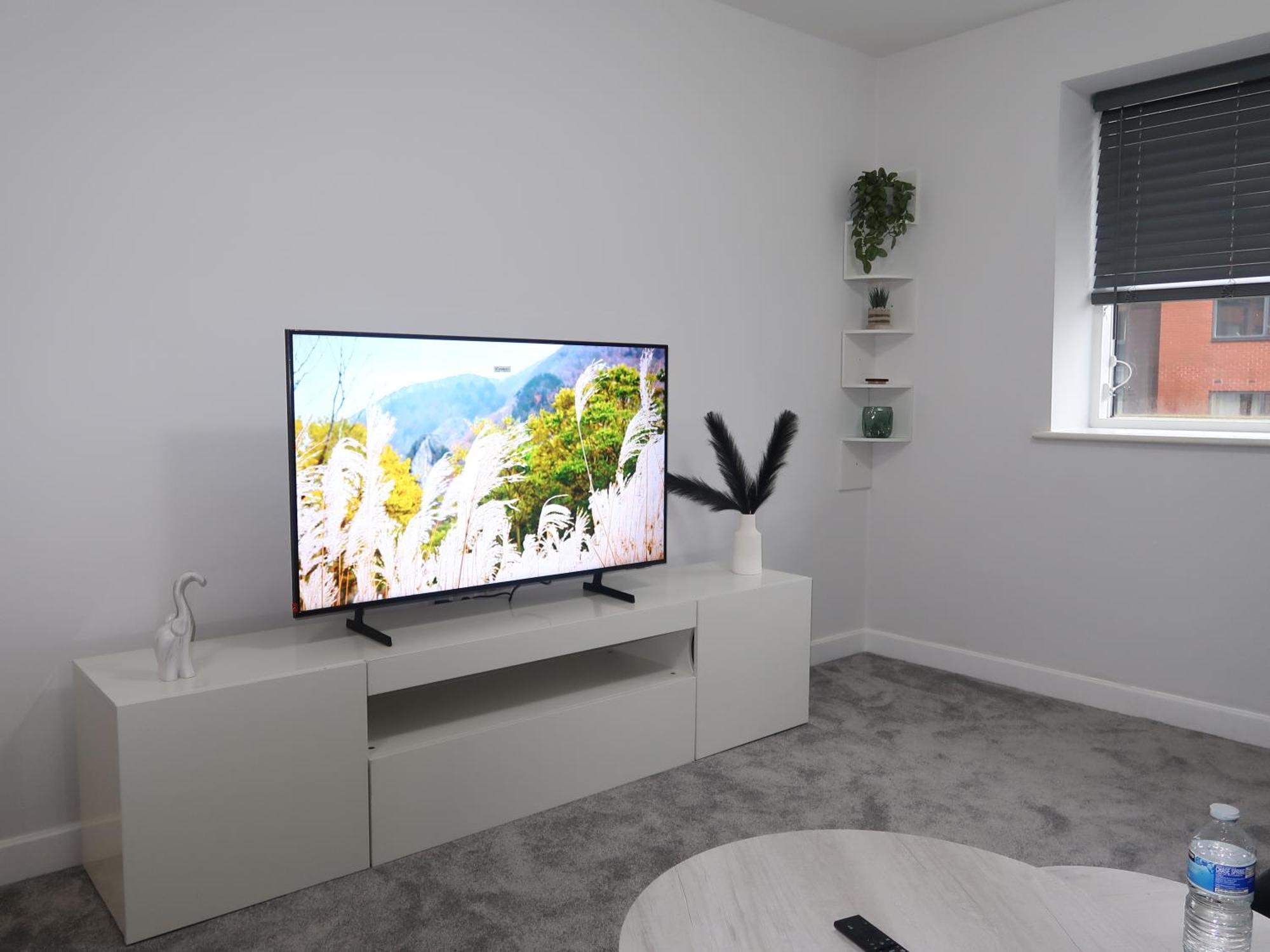Sterling Luxury Centre- High Speed Wi-fi, Workspace & Free Parking Apartment Birmingham